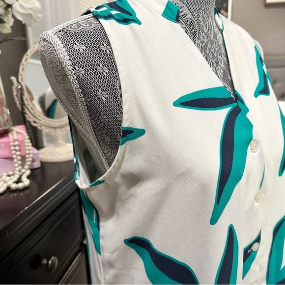 Nine West Tropical Green Leaf Sleeveless Ruffle Hem Mini Dress |Size Small (NWT) - Picture 5 of 12